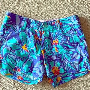 Lilly Pulitzer size 4 Callahan shorts
